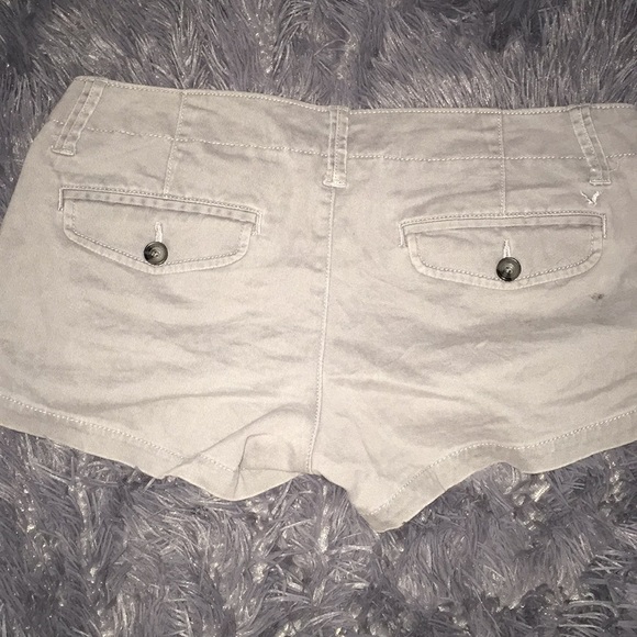 Shorts - Picture 3 of 3
